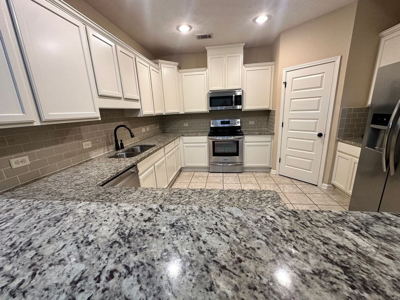 6054 Townes Way - Photo 2 of 14