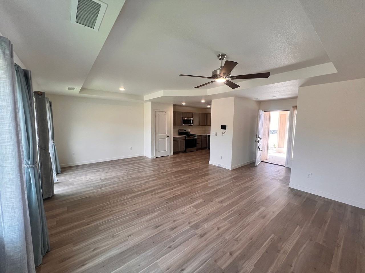 126 Halite Dr - Photo 3 of 16