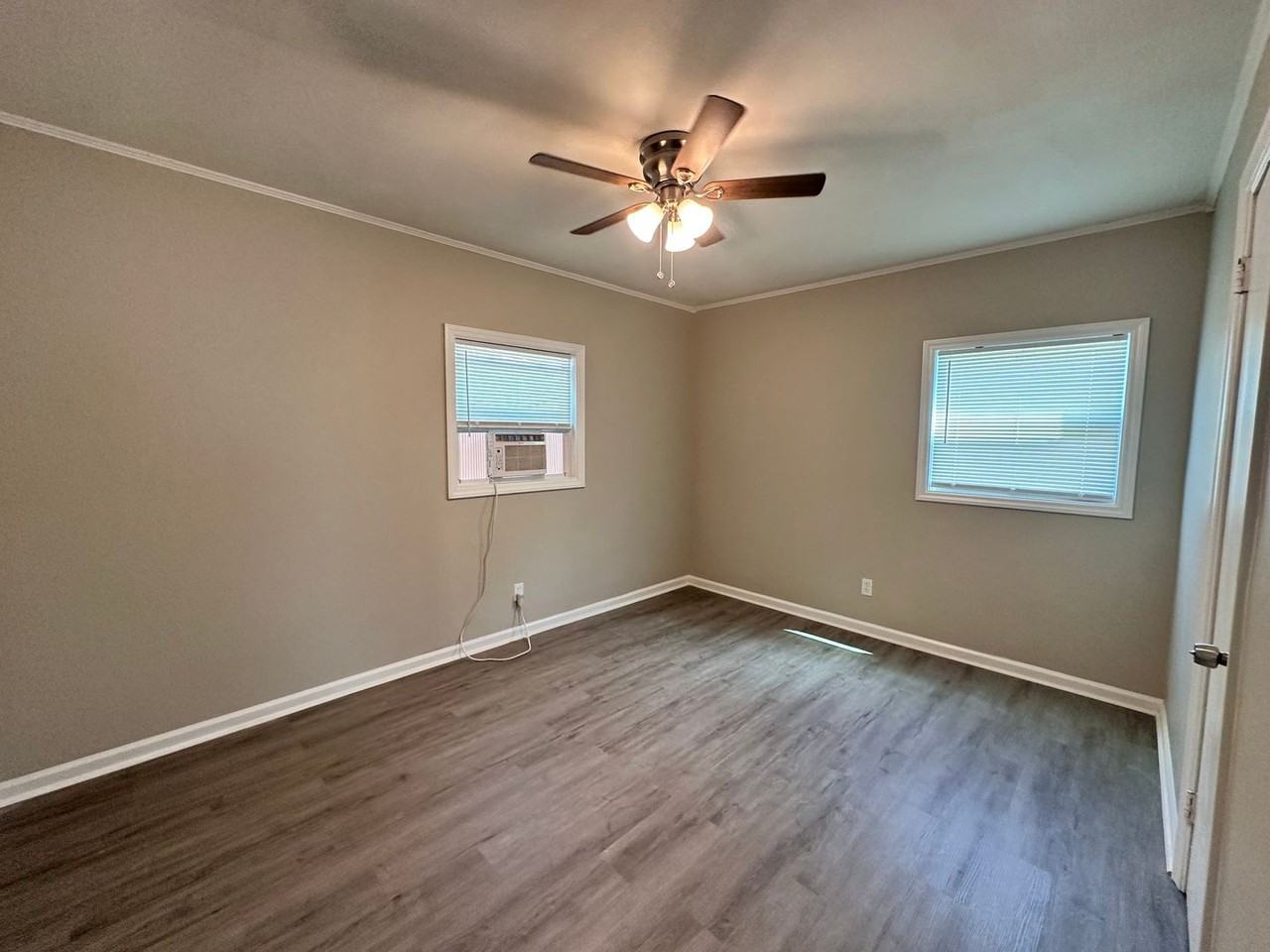 316 Little St - Photo 6 of 8