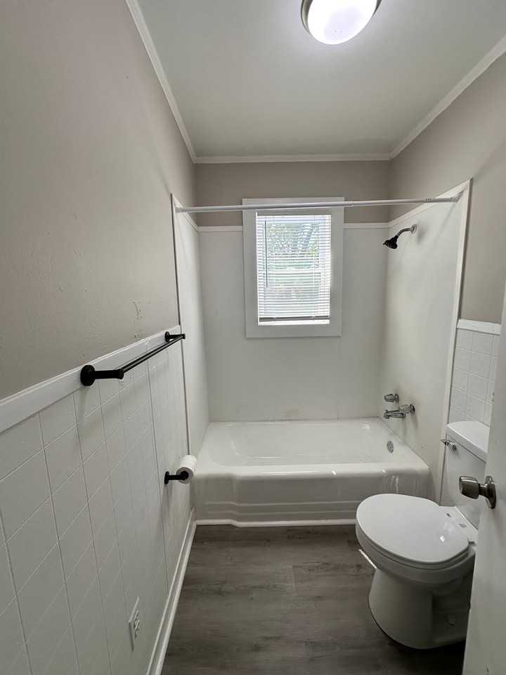 316 Little St - Photo 7 of 8