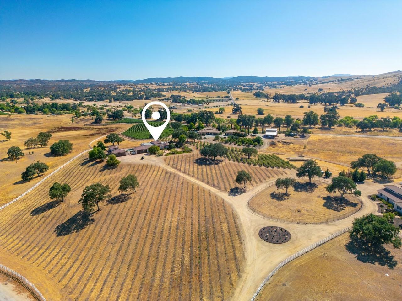 6750 Golden Pheasant Ln - Photo 3 of 50