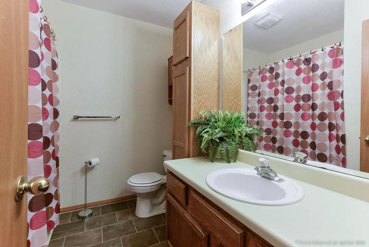 30 Fall Creek Dr #6 - Photo 3 of 7