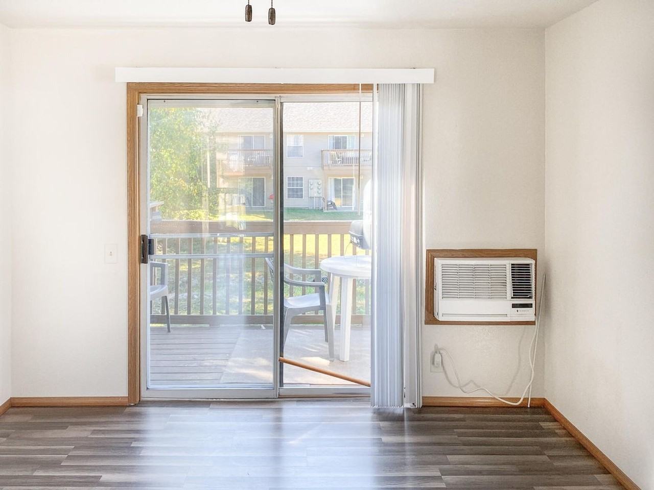 30 Fall Creek Dr #6 - Photo 6 of 7