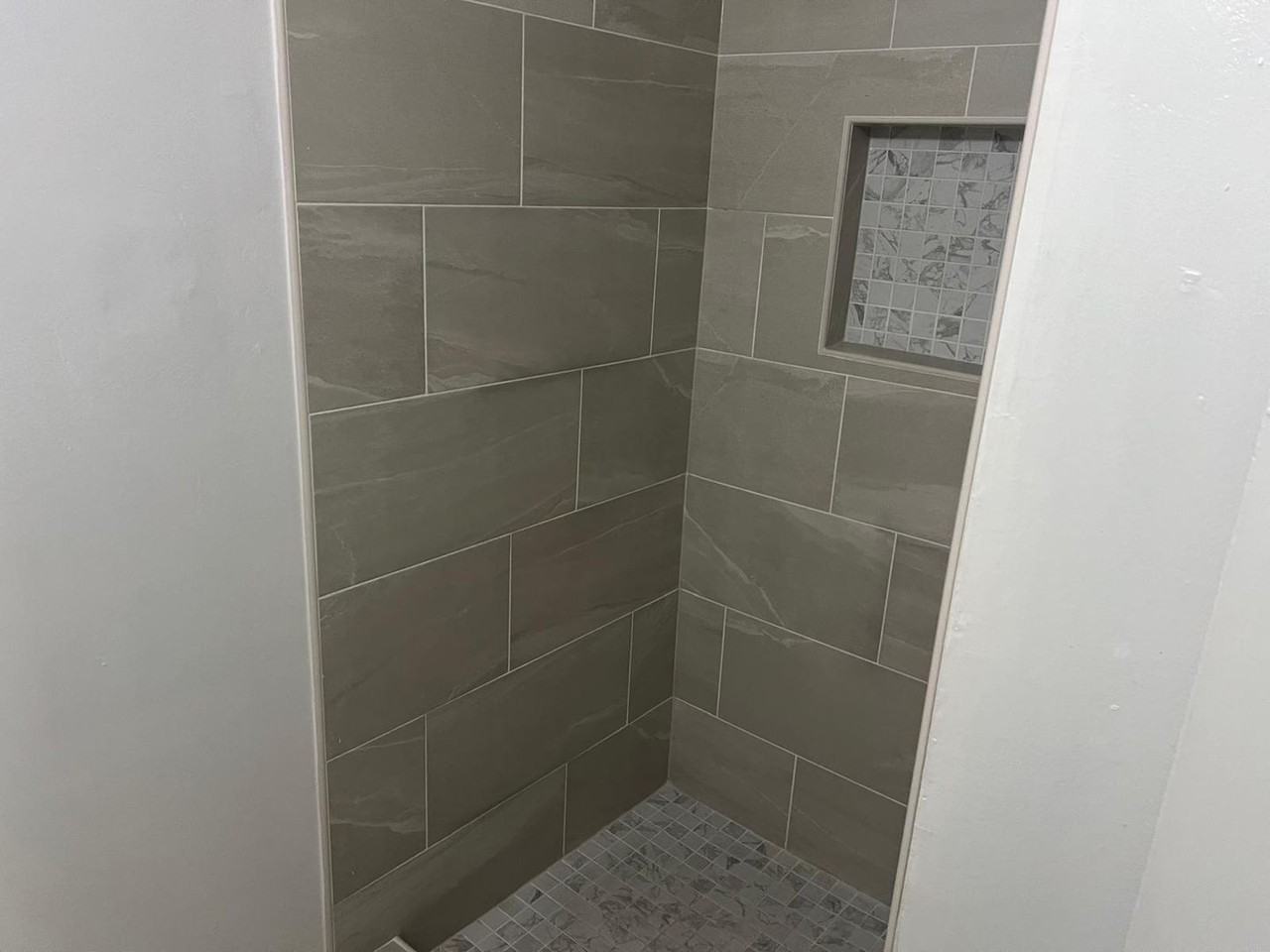 4123 Spitfire Ave - Photo 6 of 14