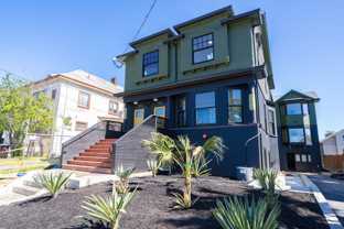 2320 9th Ave #B - Photo 1 of 1