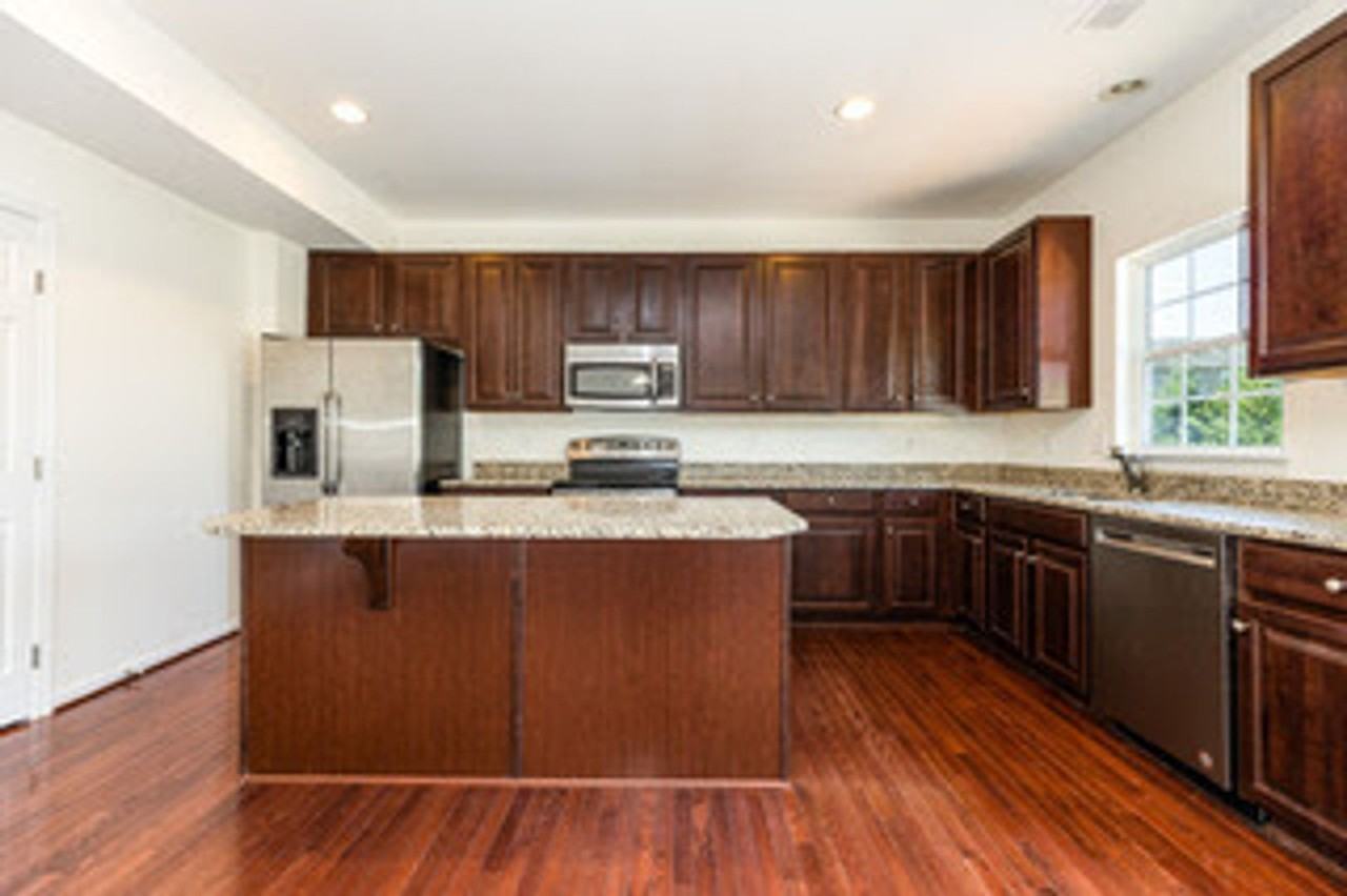 429 Scarecrow Ct - Photo 7 of 25