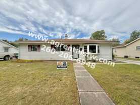 601 N Camden Dr - Photo 1 of 1