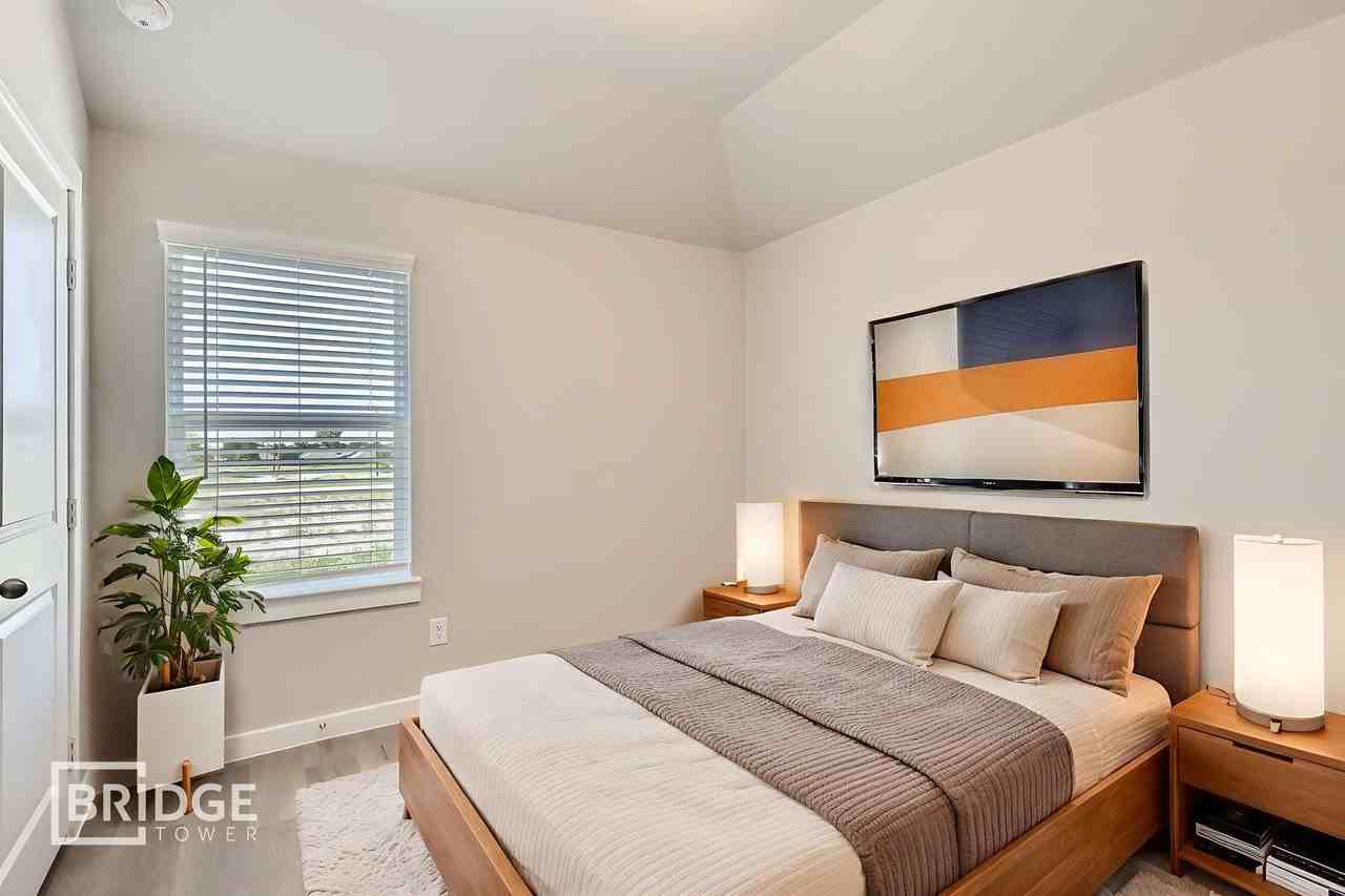 1140 Hudson Way - Photo 6 of 6