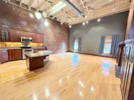 featured image of 318 N Main St