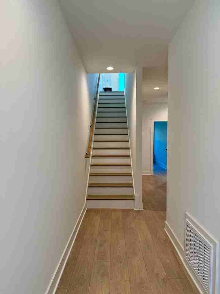 621 Walnut Heights Dr #104 - Photo 3 of 30