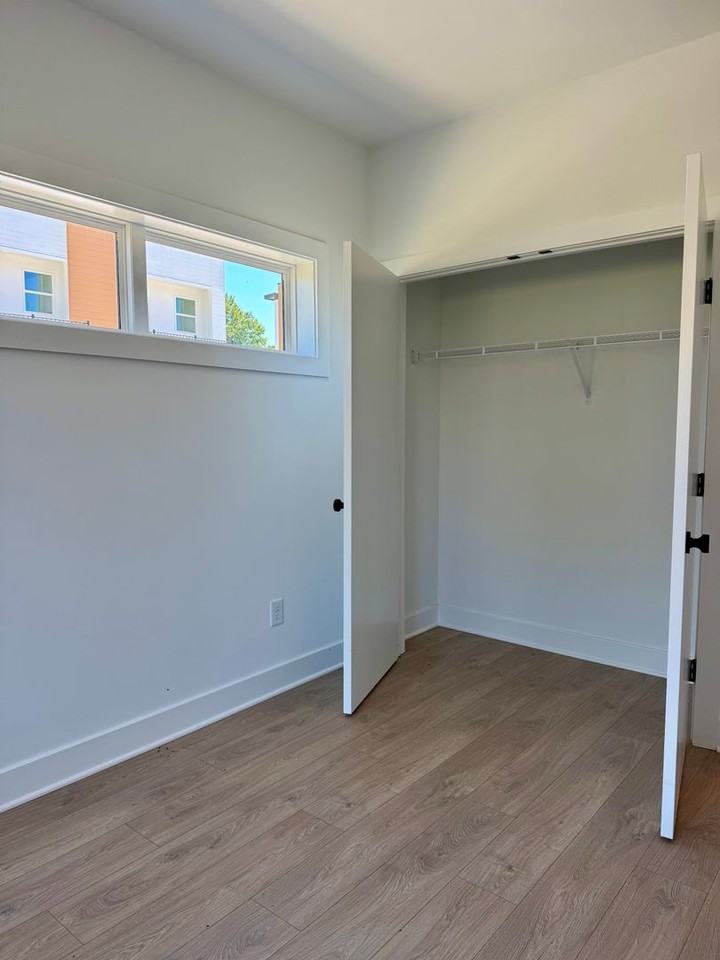 621 Walnut Heights Dr #104 - Photo 5 of 30