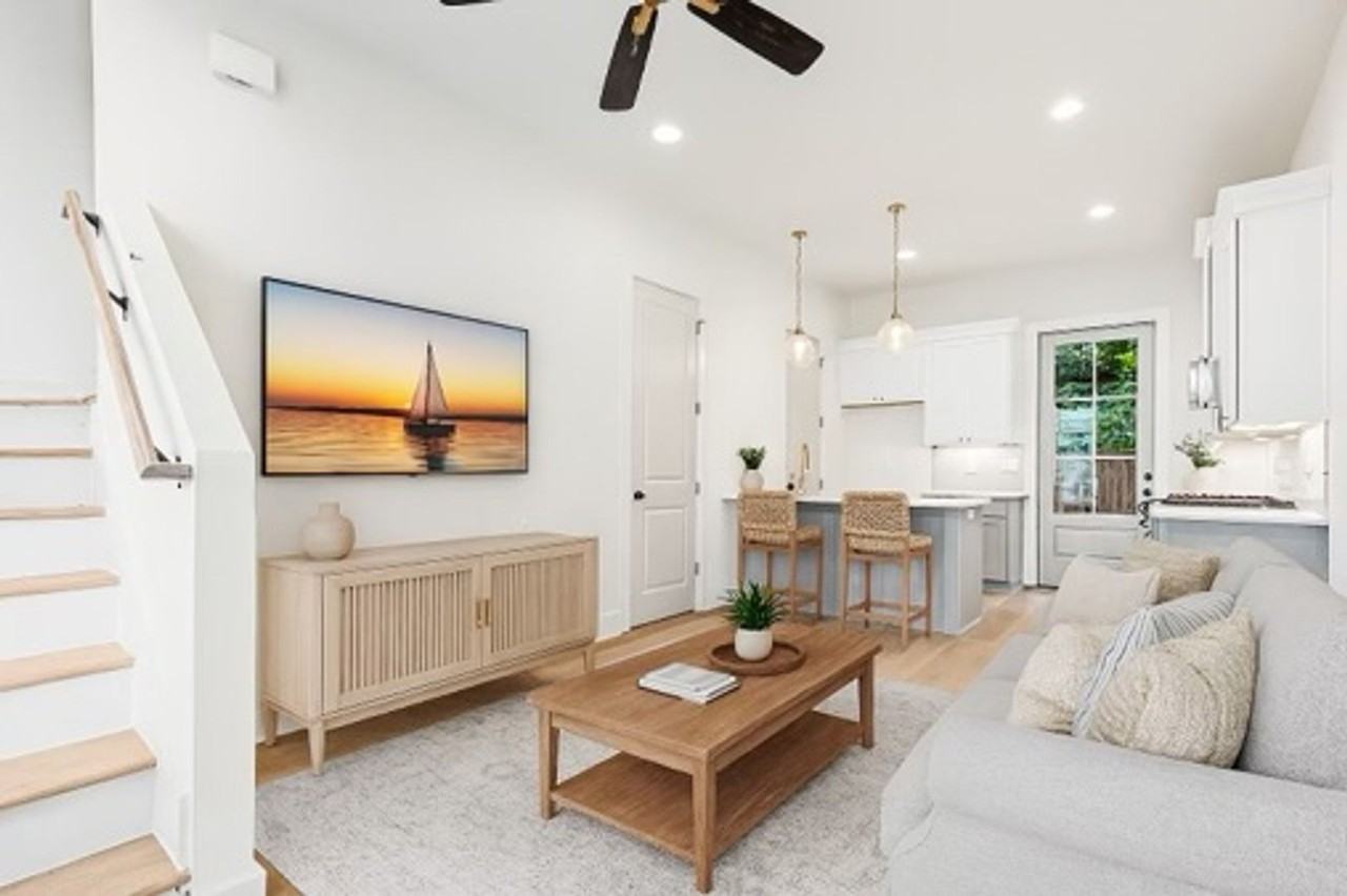 214 214 Steiner Oaks Rd - Photo 3 of 14