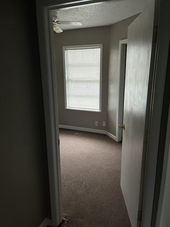 803 Southside Dr #A - Photo 4 of 8