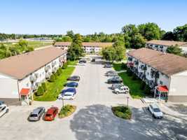 featured image of 158, 160, 162 & 164 11th Ave