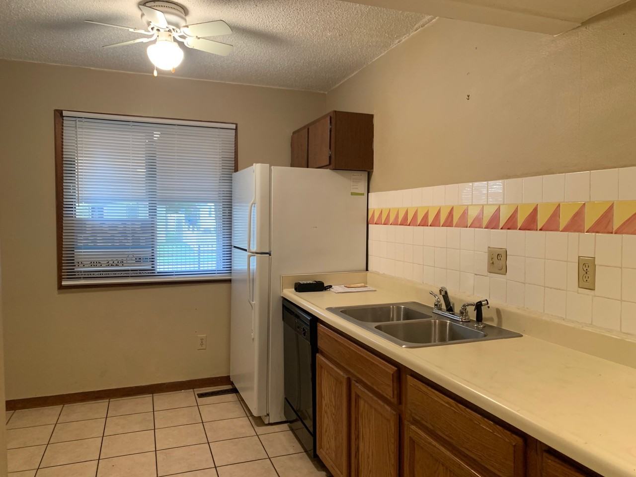 1341 Stewart Street - Photo 2 of 19