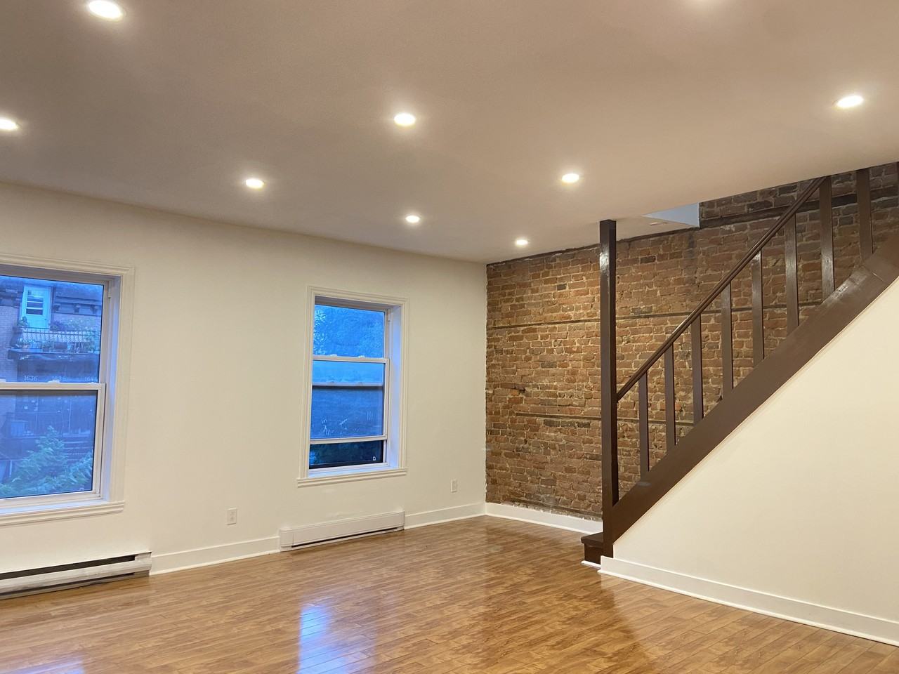 1643 Rue Dézéry - Photo 2 of 18