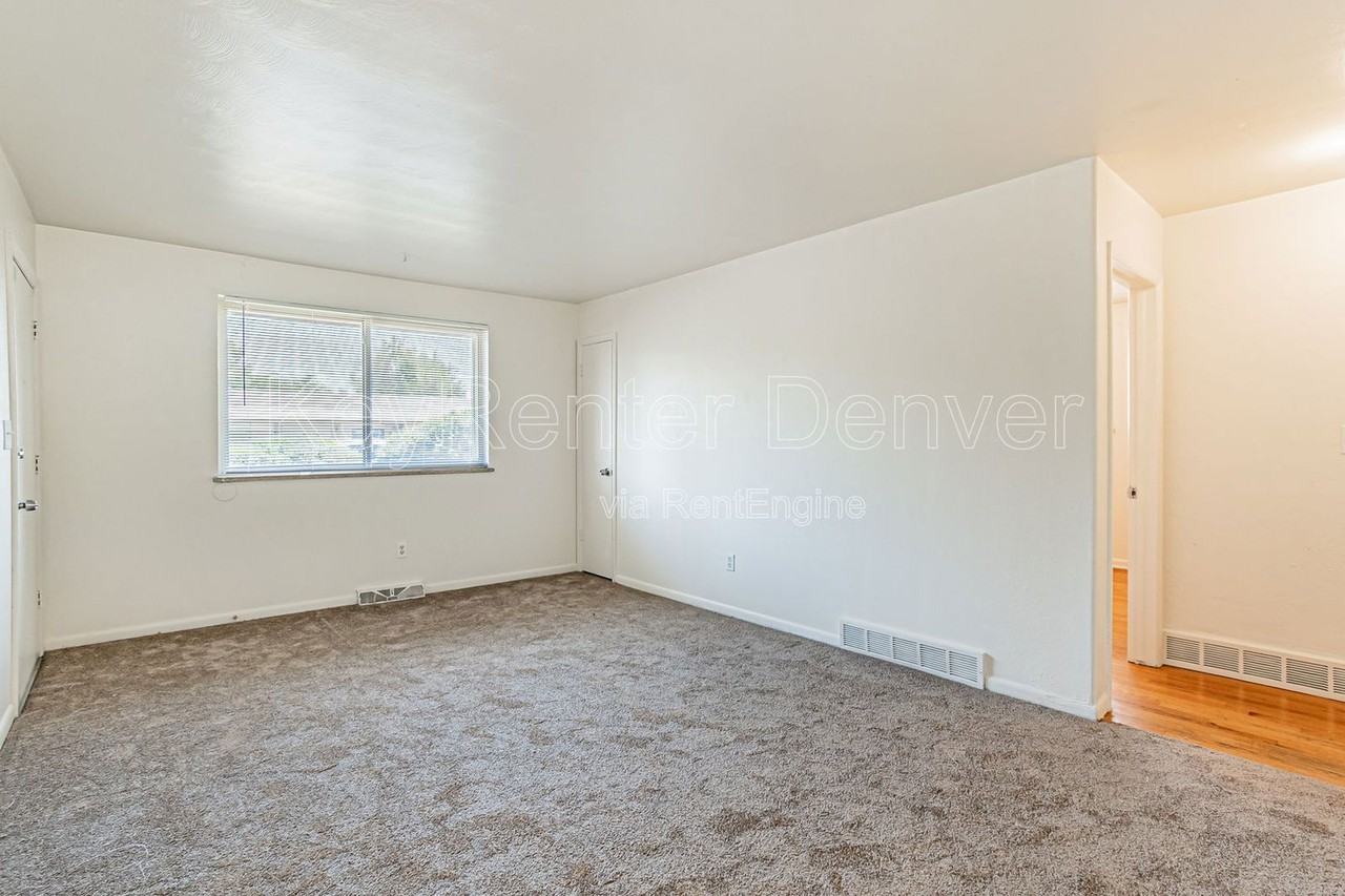 57 Newland Court - Photo 4 of 30