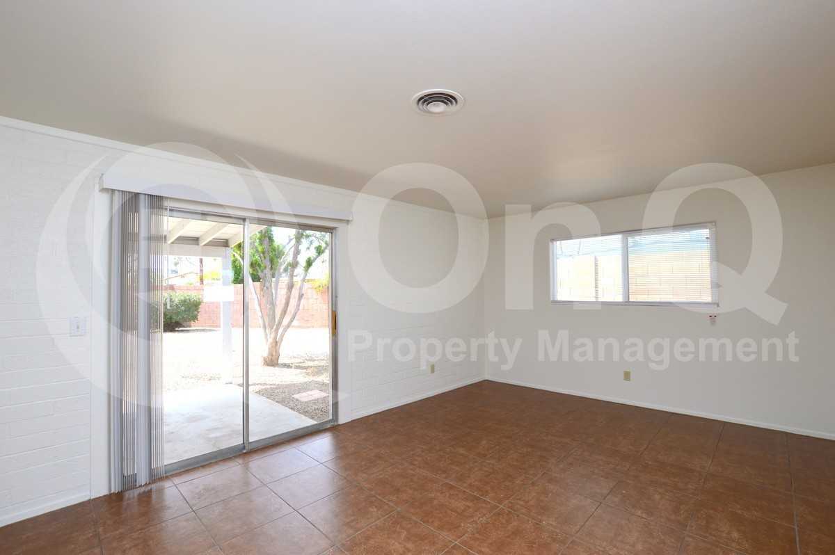 713 E Campus Dr - Photo 6 of 18