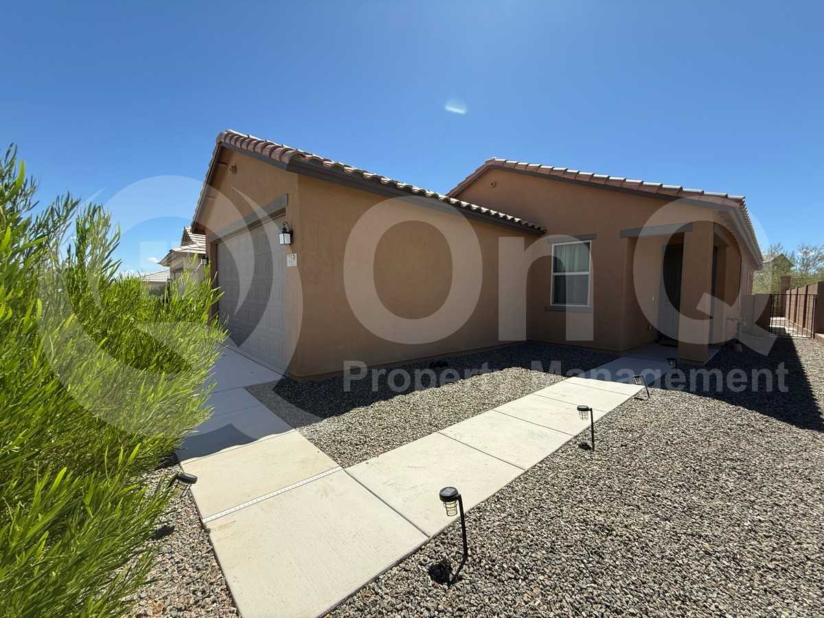 759 W Calle Calca - Photo 2 of 25