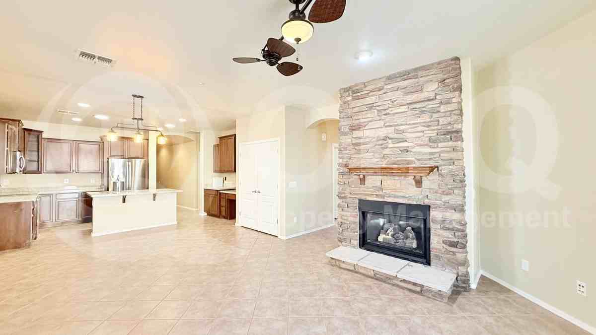 29997 N 70th Dr - Photo 7 of 23