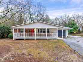 161 Larose Cir Se - Photo 1 of 1