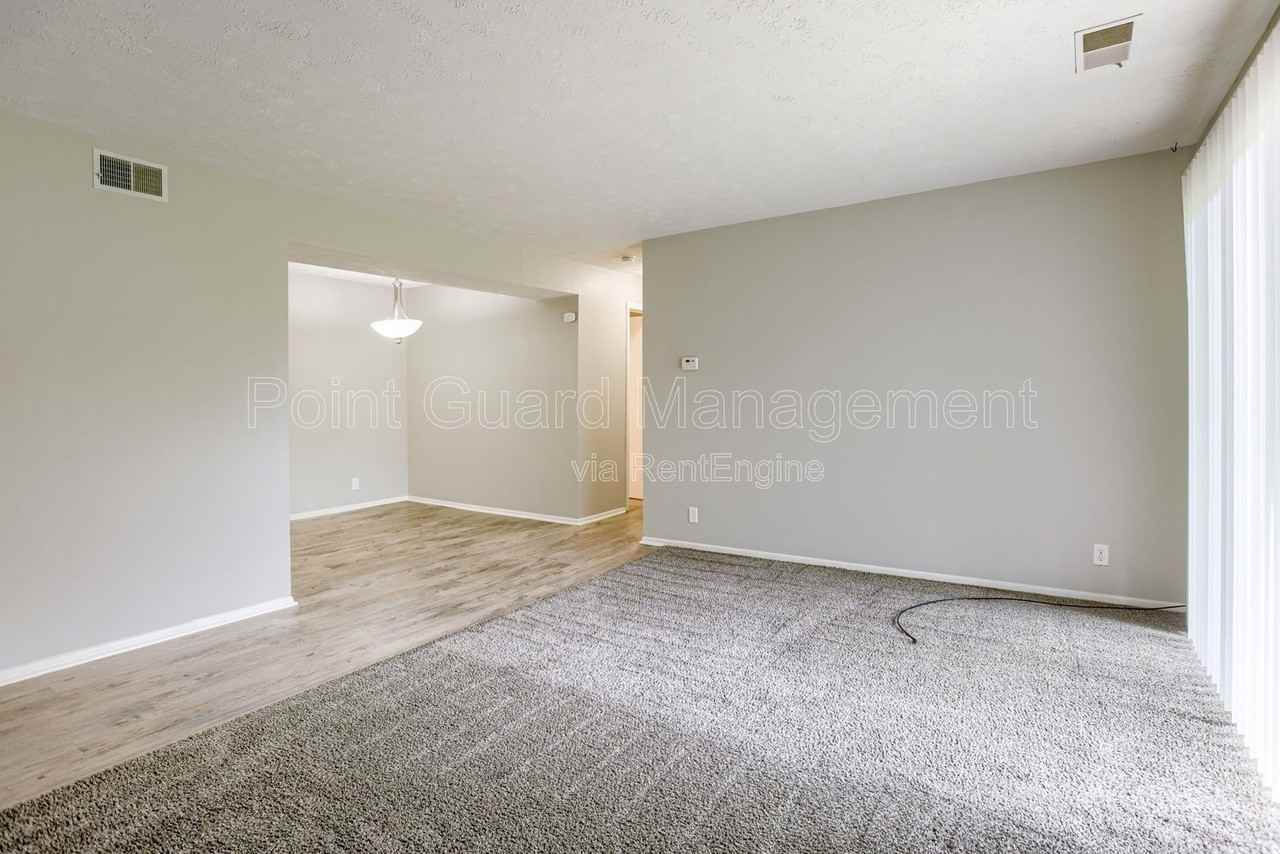 1407 Buck Dr #121 - Photo 3 of 17