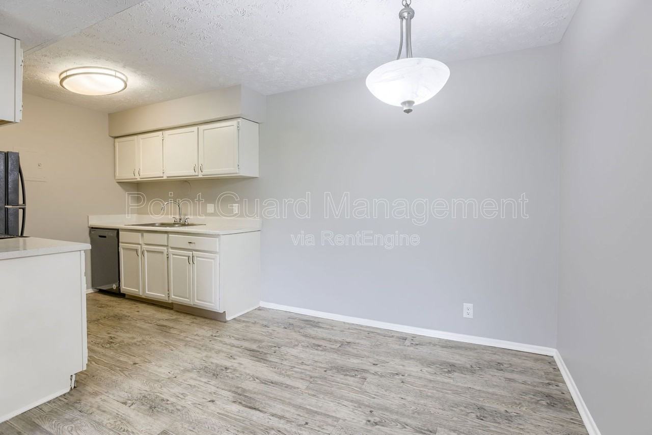 1407 Buck Dr #121 - Photo 6 of 17