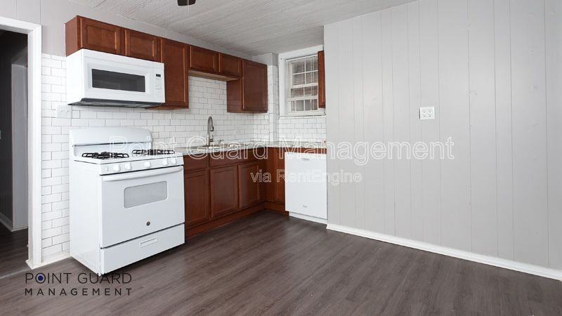 226 S Millwood St - Photo 5 of 18