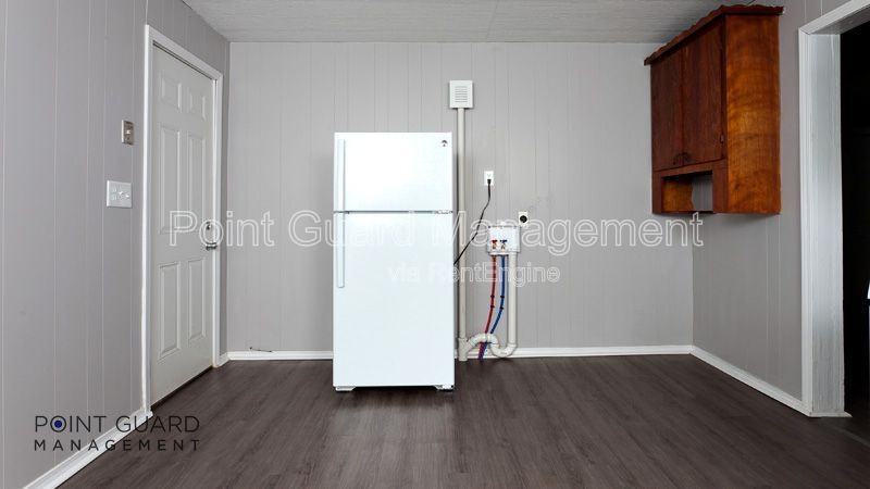 226 S Millwood St - Photo 7 of 18