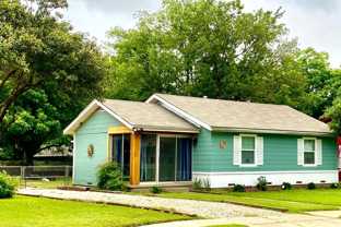 3212 Wenz Ave - Photo 1 of 1