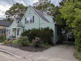 31 Pine St #C - Photo 1 of 1