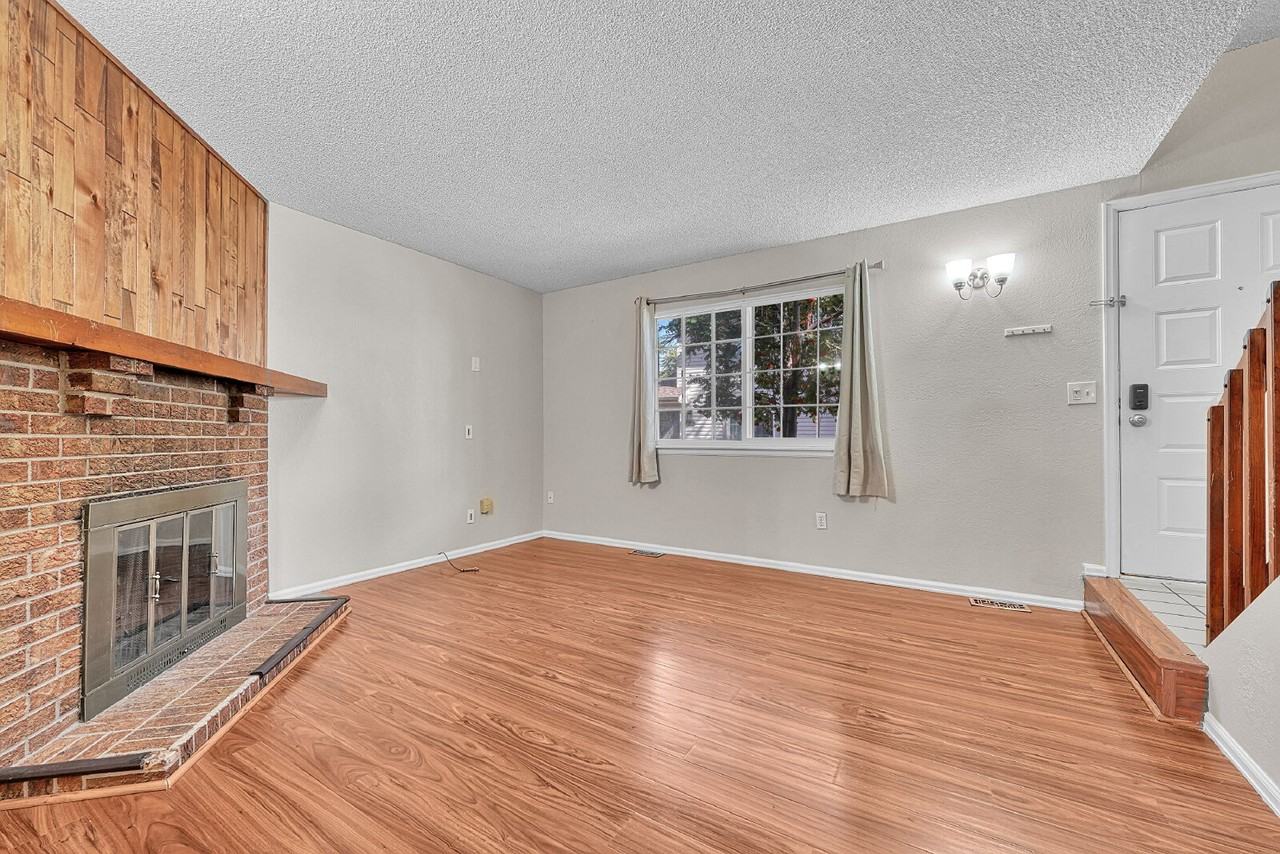 4229 South Mobile Circle - Photo 5 of 40