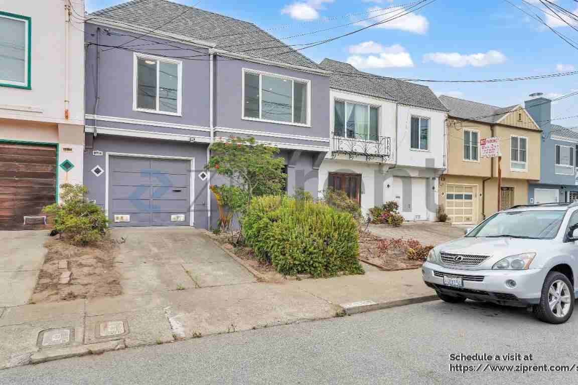 1822 40th Ave - Photo 2 of 18