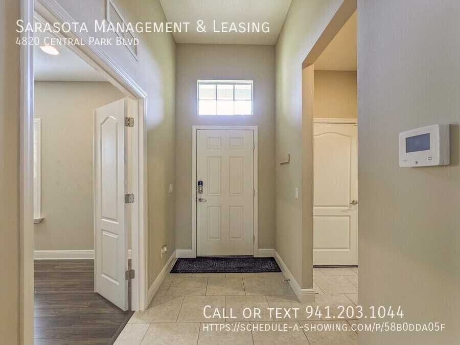 4820 Central Park Blvd - Photo 3 of 48