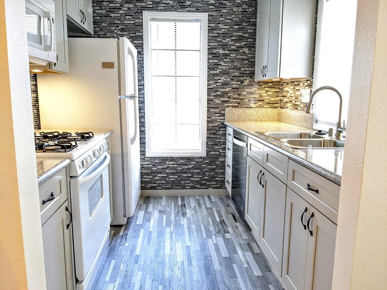 10628 Dabney Dr #164 - Photo 6 of 23