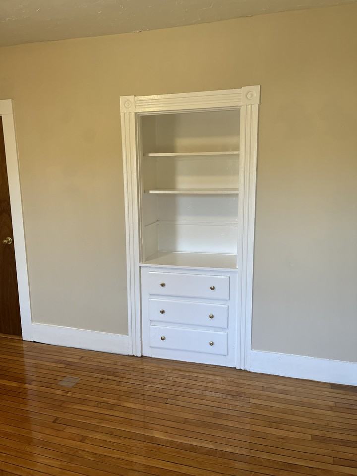 138 Myrtle St #2 - Photo 5 of 16