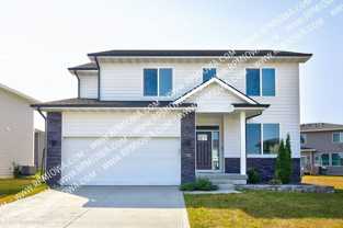 670 Se Drumlin Dr - Photo 1 of 1