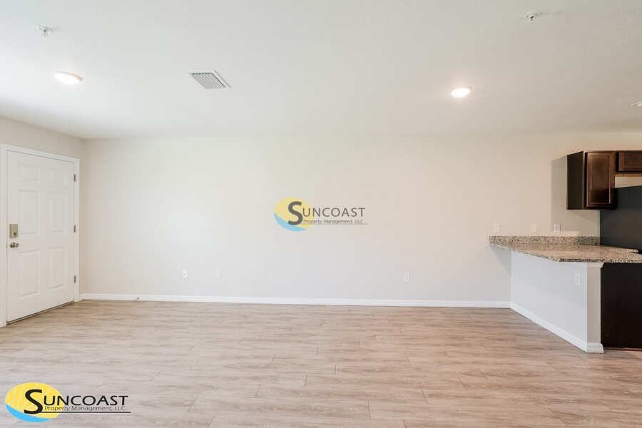 9223 N Mendoza Way - Photo 4 of 27