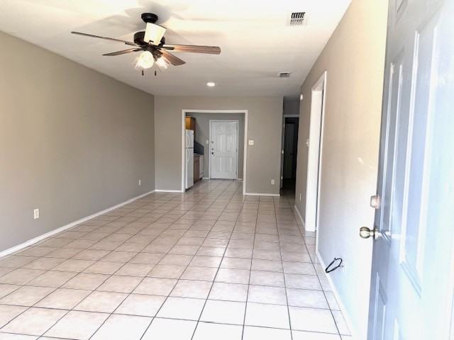1030 San Saba St #NA - Photo 3 of 13