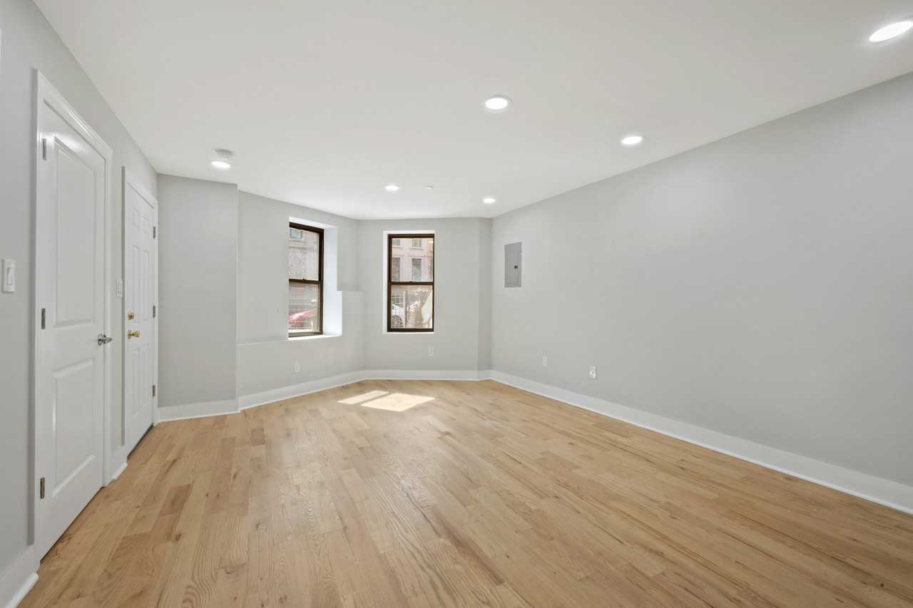 497 Madison St - Photo 2 of 12