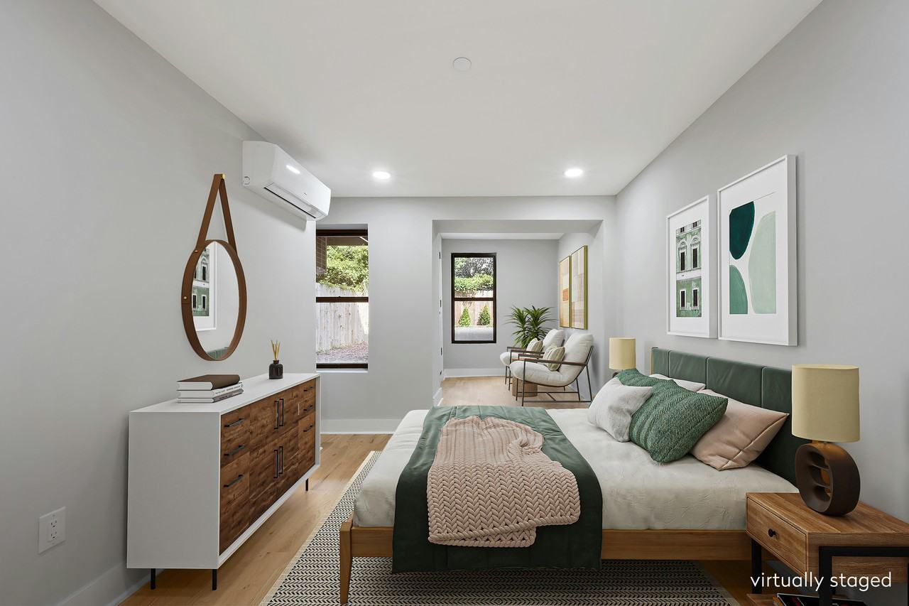 497 Madison St - Photo 5 of 12