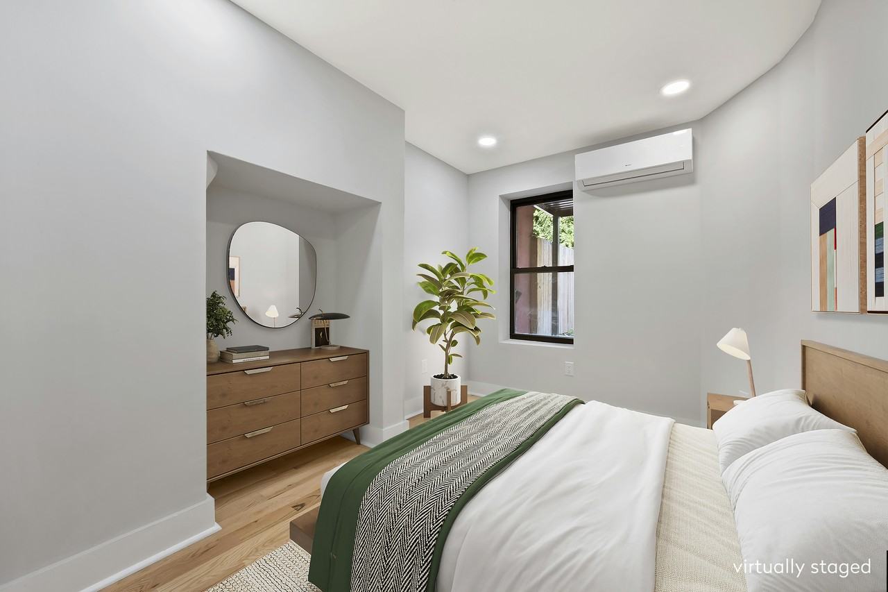 497 Madison St - Photo 7 of 12