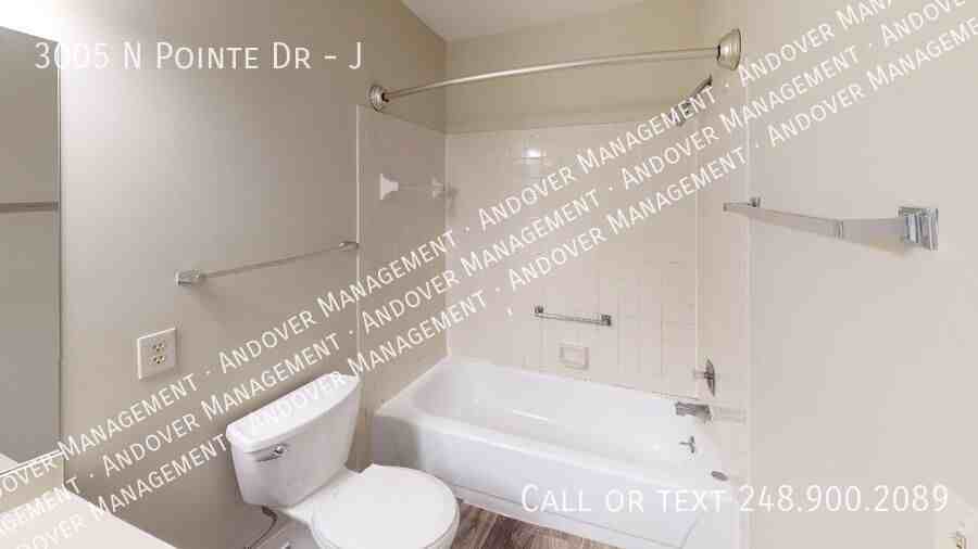 3005 North Pointe Drive #J - Photo 6 of 12