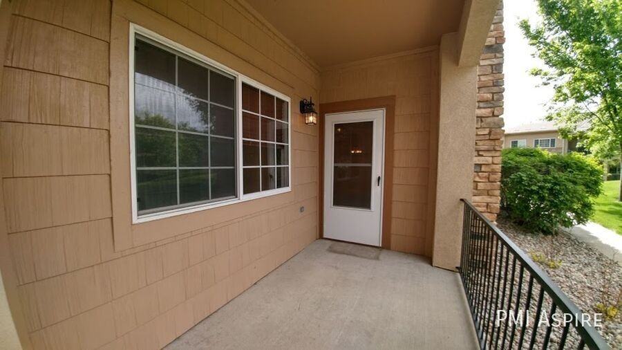 1703 Whitehall Dr #7F - Photo 4 of 17