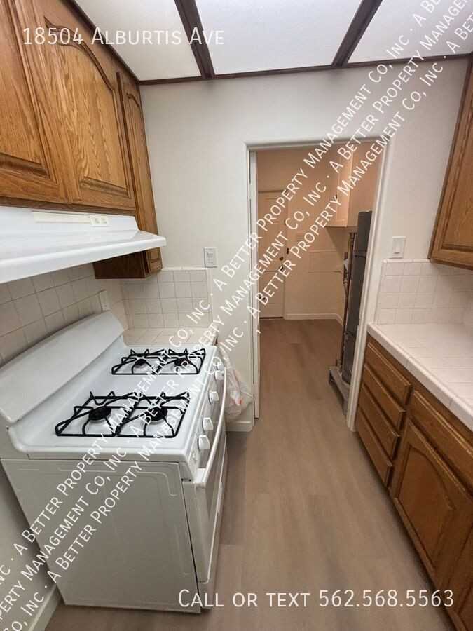 18504 Alburtis Avenue - Photo 7 of 13