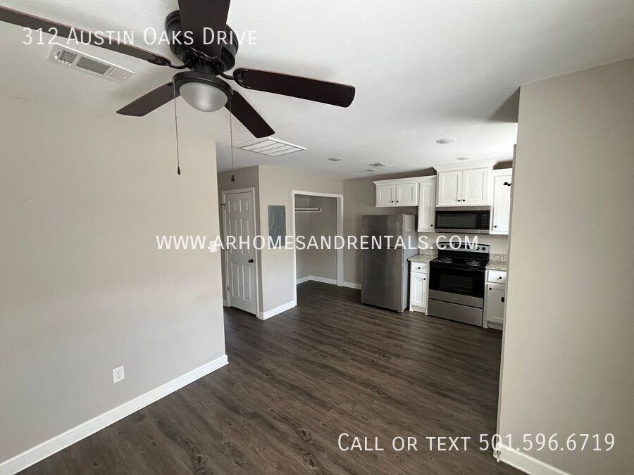 312 Austin Oaks Dr #312 - Photo 3 of 6