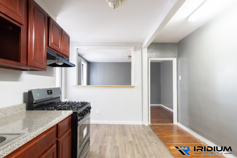 354 Bergen Avenue #23 - Photo 5 of 11