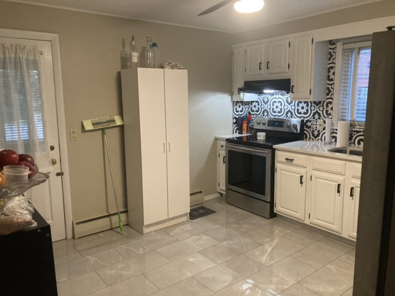 415 Clark Street - Photo 4 of 16