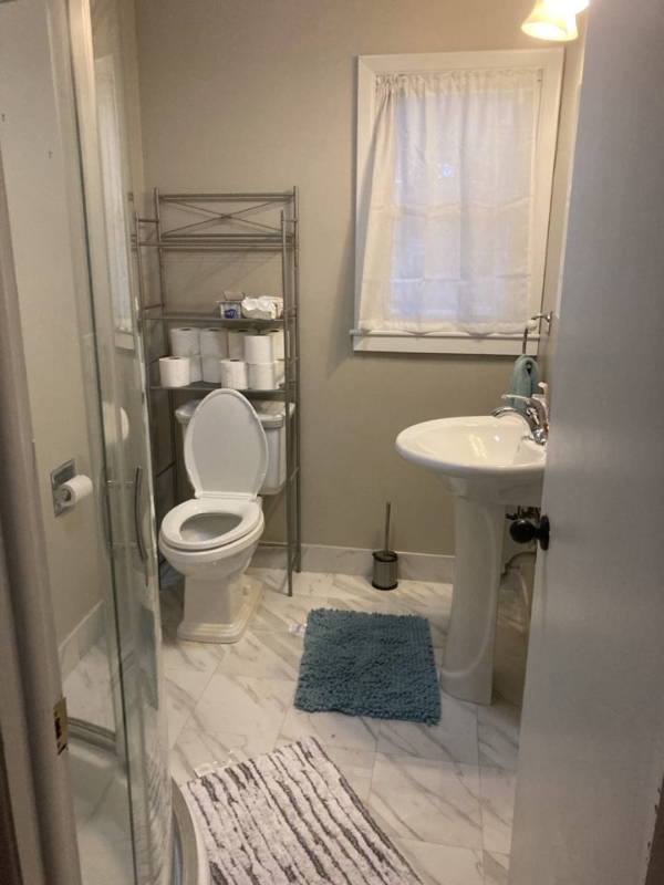 415 Clark Street - Photo 6 of 16