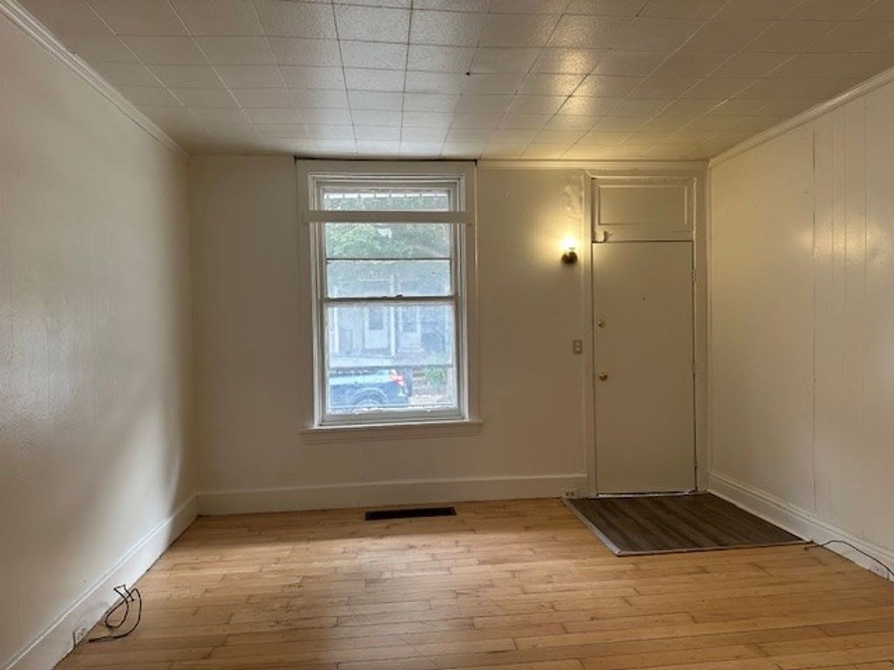 2214 Logan Street - Photo 4 of 15